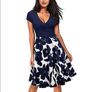 Flattering summer dress.